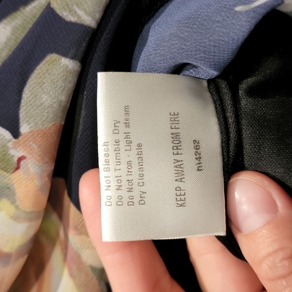 Hope and Ivy Floral Layered Shoulder Dress with Ruffle Asymmetric Hem - Picture 10 of 10